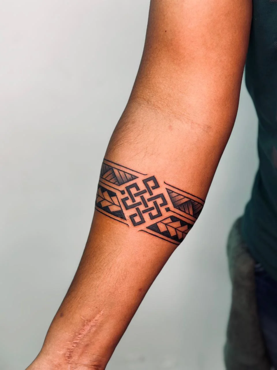 Geometric Karma Life